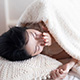 スピリチュアルな理由から眠気が引き起こされているイメージ
